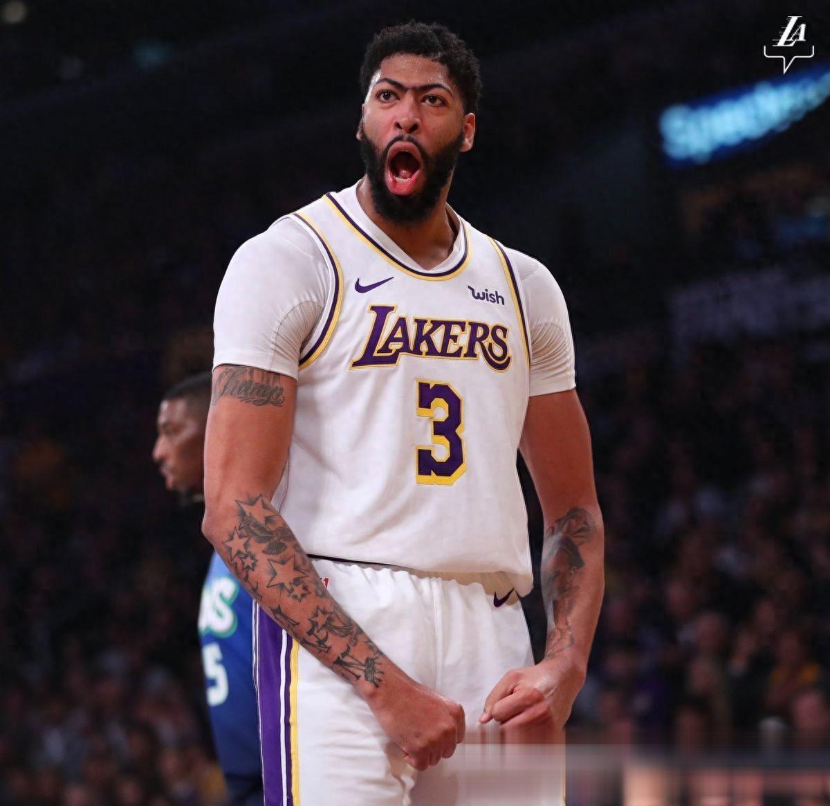 AYX-浓眉哥连续十二场比赛得分超过重返赛场，篮网不断突破！