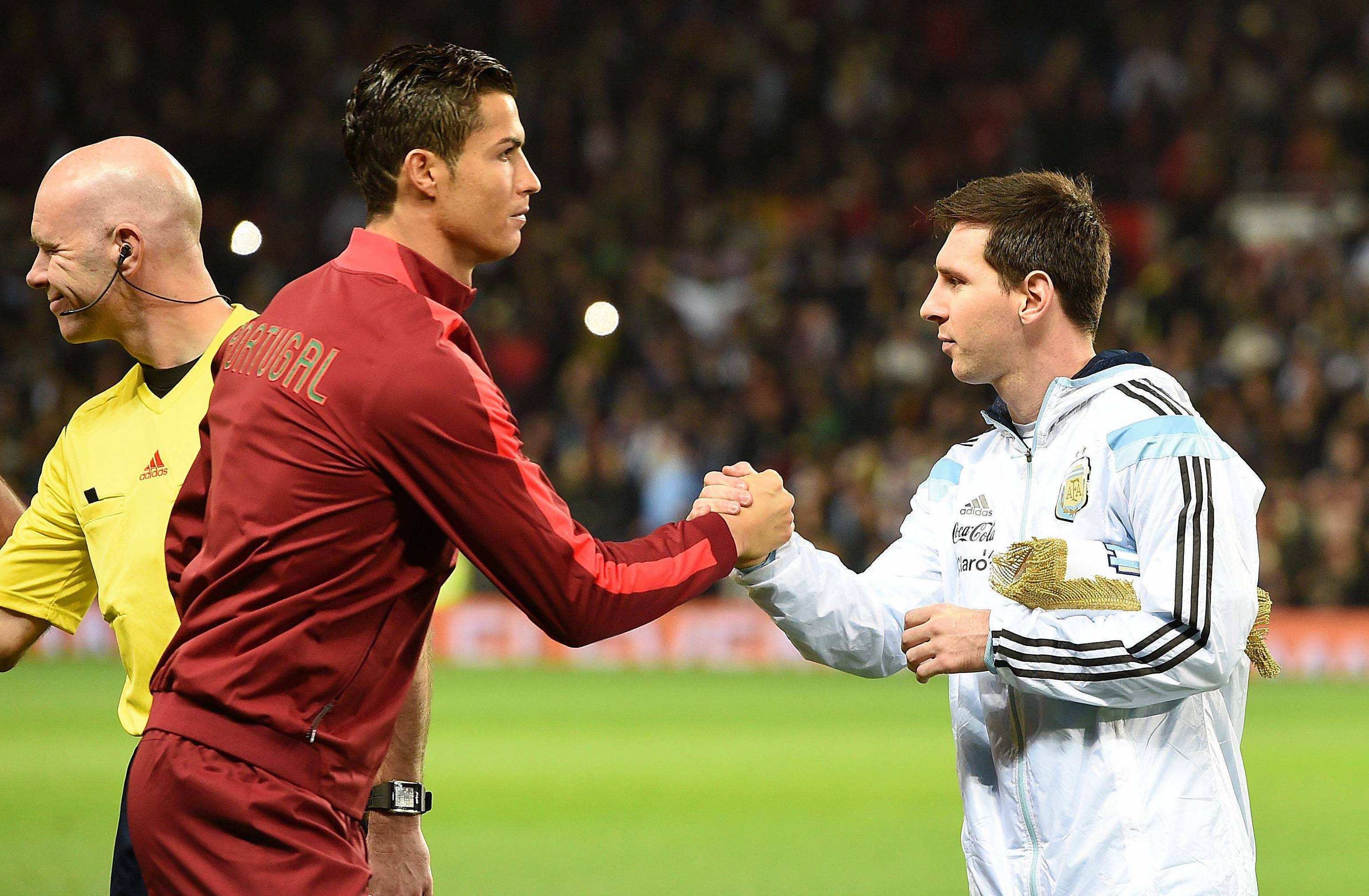 AYX-包含字母哥巅峰对决，梅西与40激战MAD分钟，爆冷胜负难料！的词条